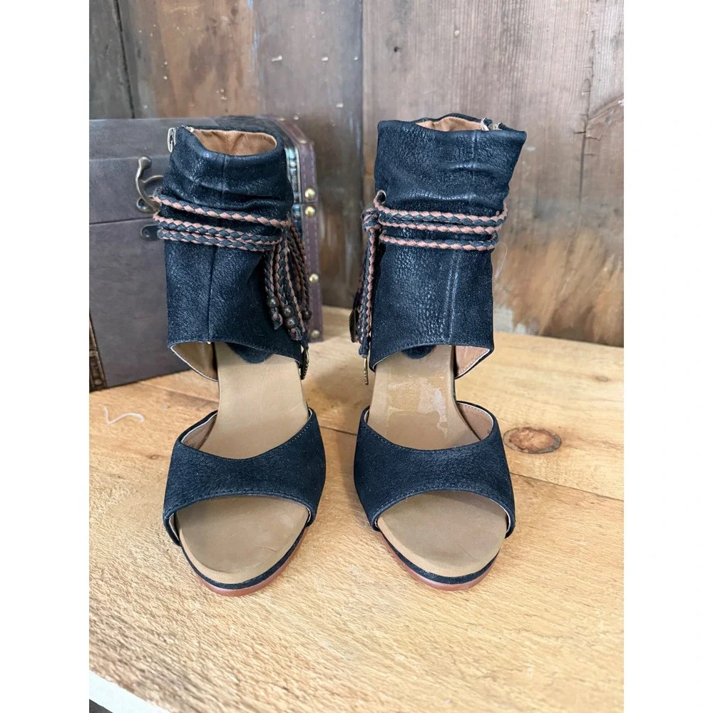 Groove Austin Black Open Toe Block Heel‎ Sandals Size 6.5 Boho Western Heels